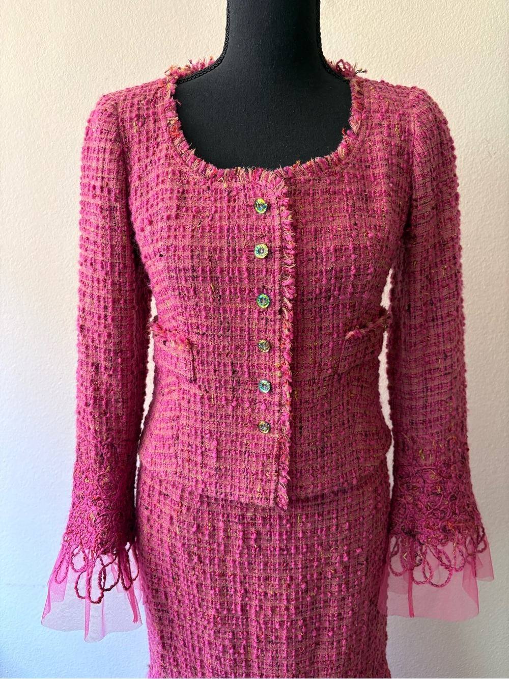 Vintage Rickie Freeman Teri Jon Pink Boucle Tweed Skirt Suit Emboidered Trim 2/4 - Picture 2 of 15